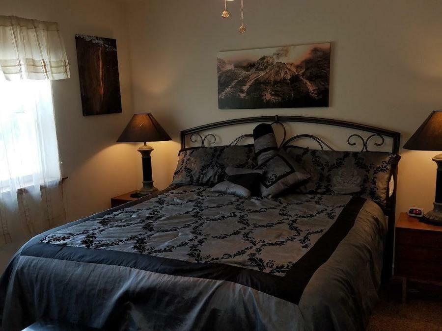 โยเซมิตี ไนต์ บีแอนด์บี Bed & Breakfast มารีโปซา ภายนอก รูปภาพ
